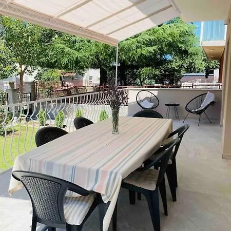 公寓 Comfort House With Big Terrace 扎达尔